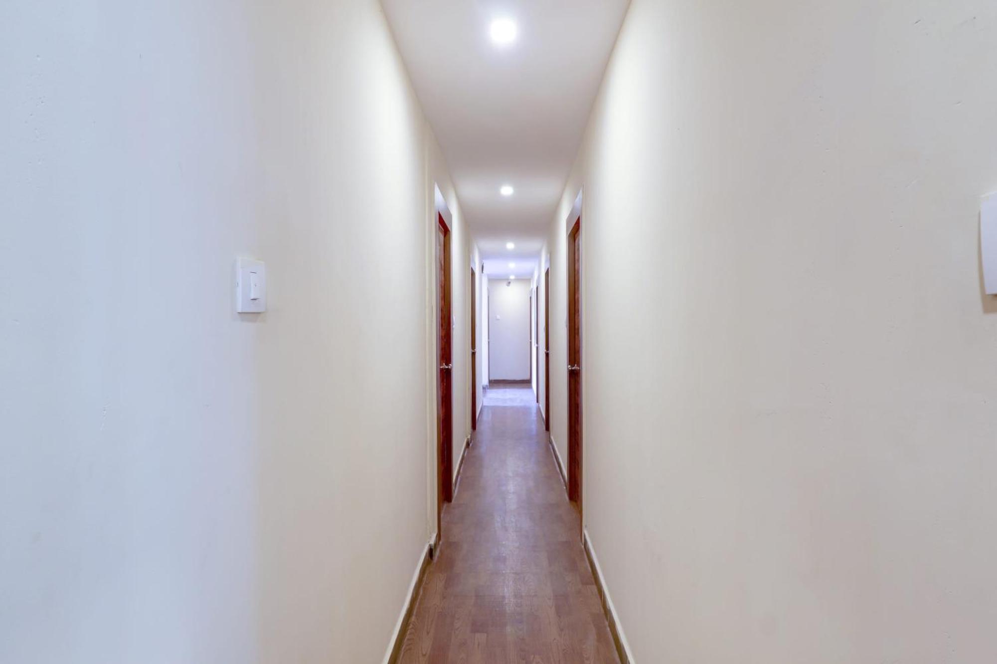 Hotel O Rsquare Elite Sururnagar Экстерьер фото
