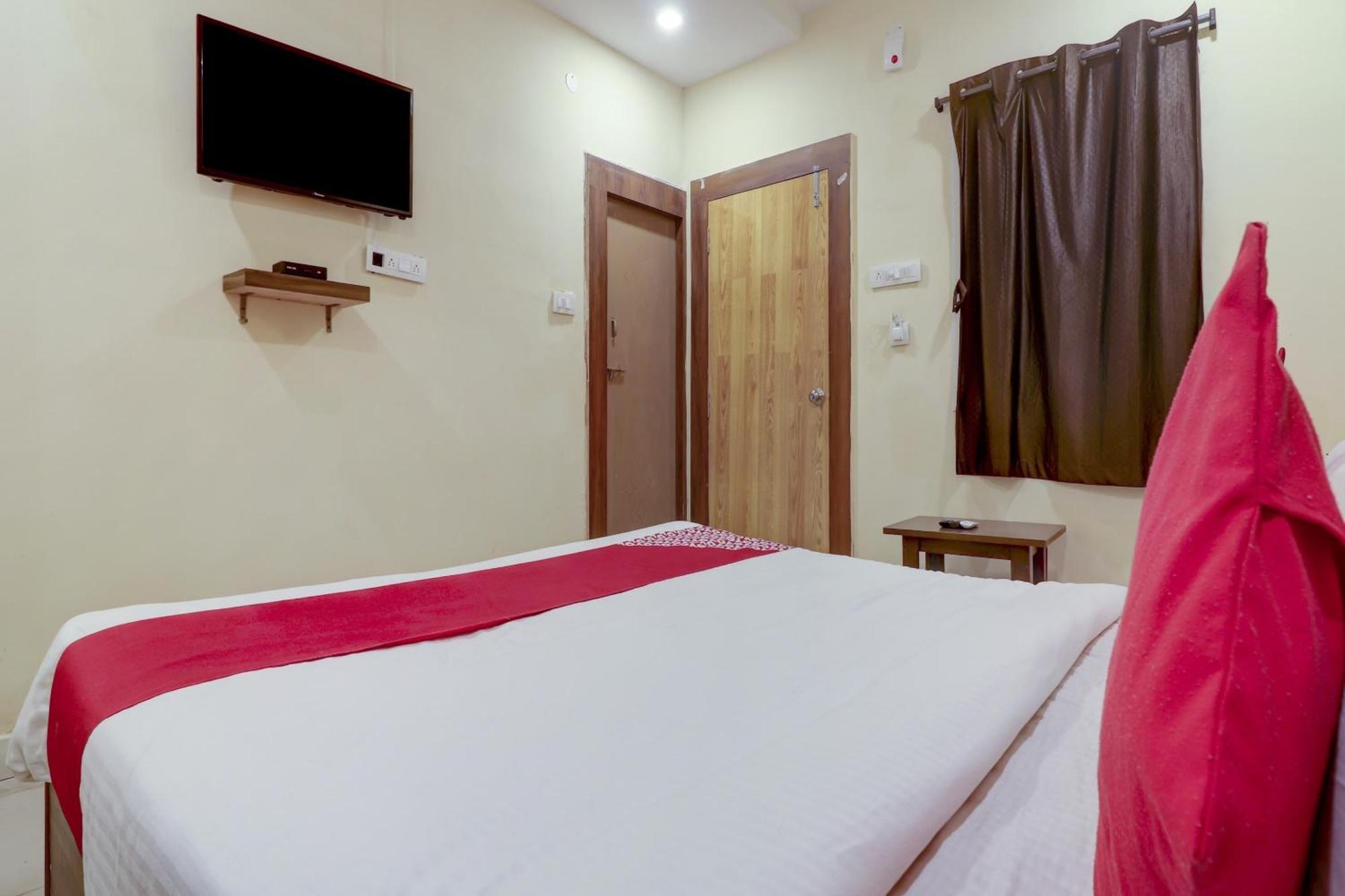 Hotel O Rsquare Elite Sururnagar Экстерьер фото