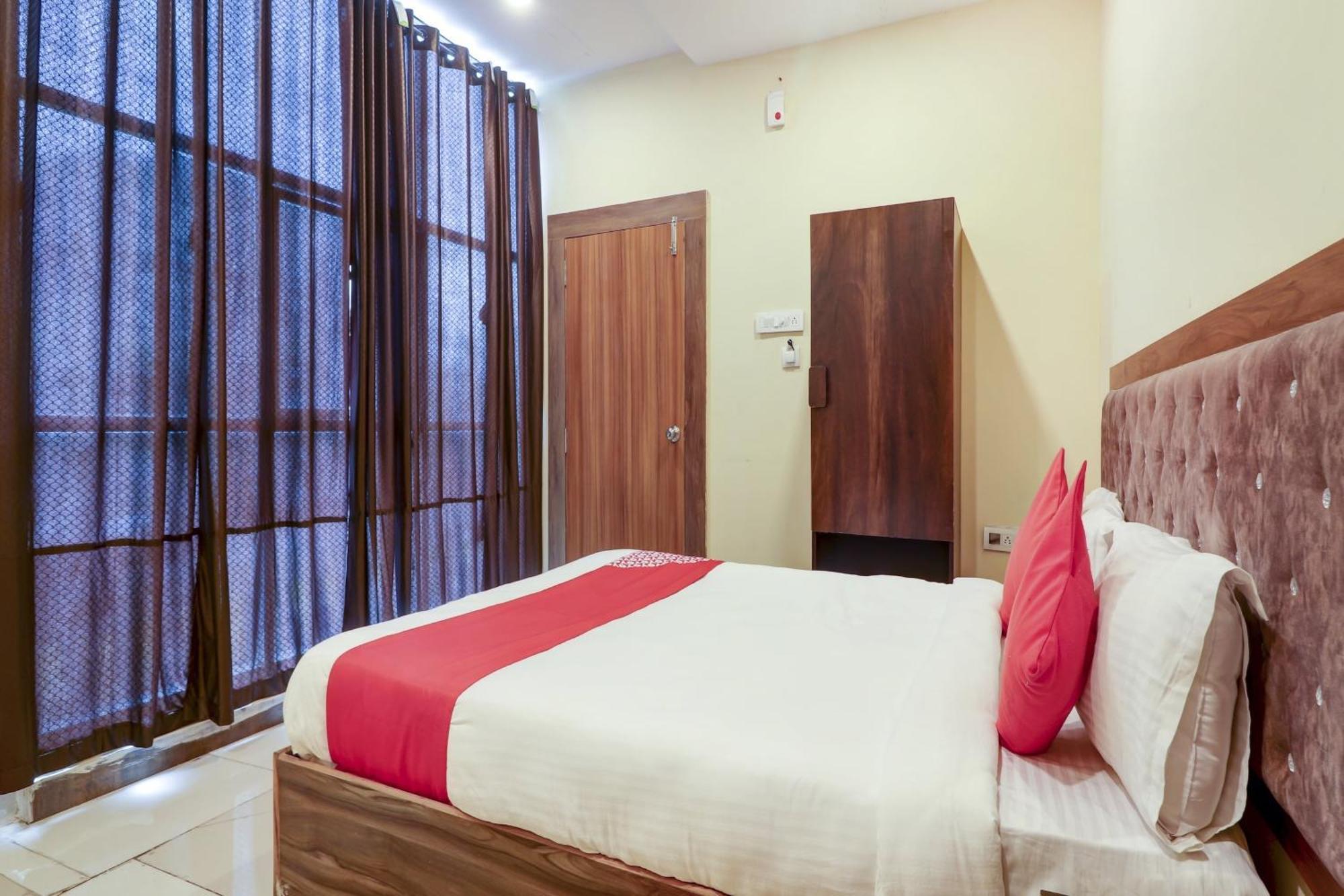 Hotel O Rsquare Elite Sururnagar Экстерьер фото
