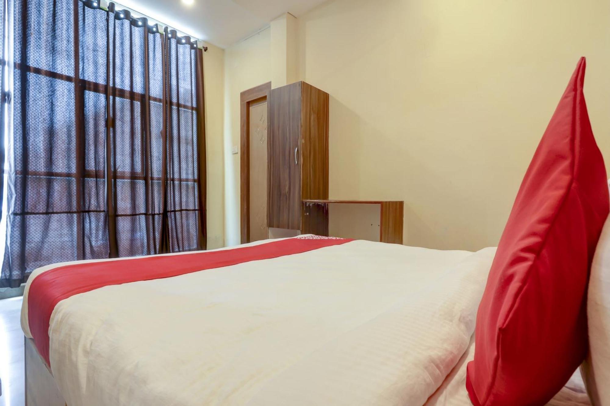 Hotel O Rsquare Elite Sururnagar Экстерьер фото
