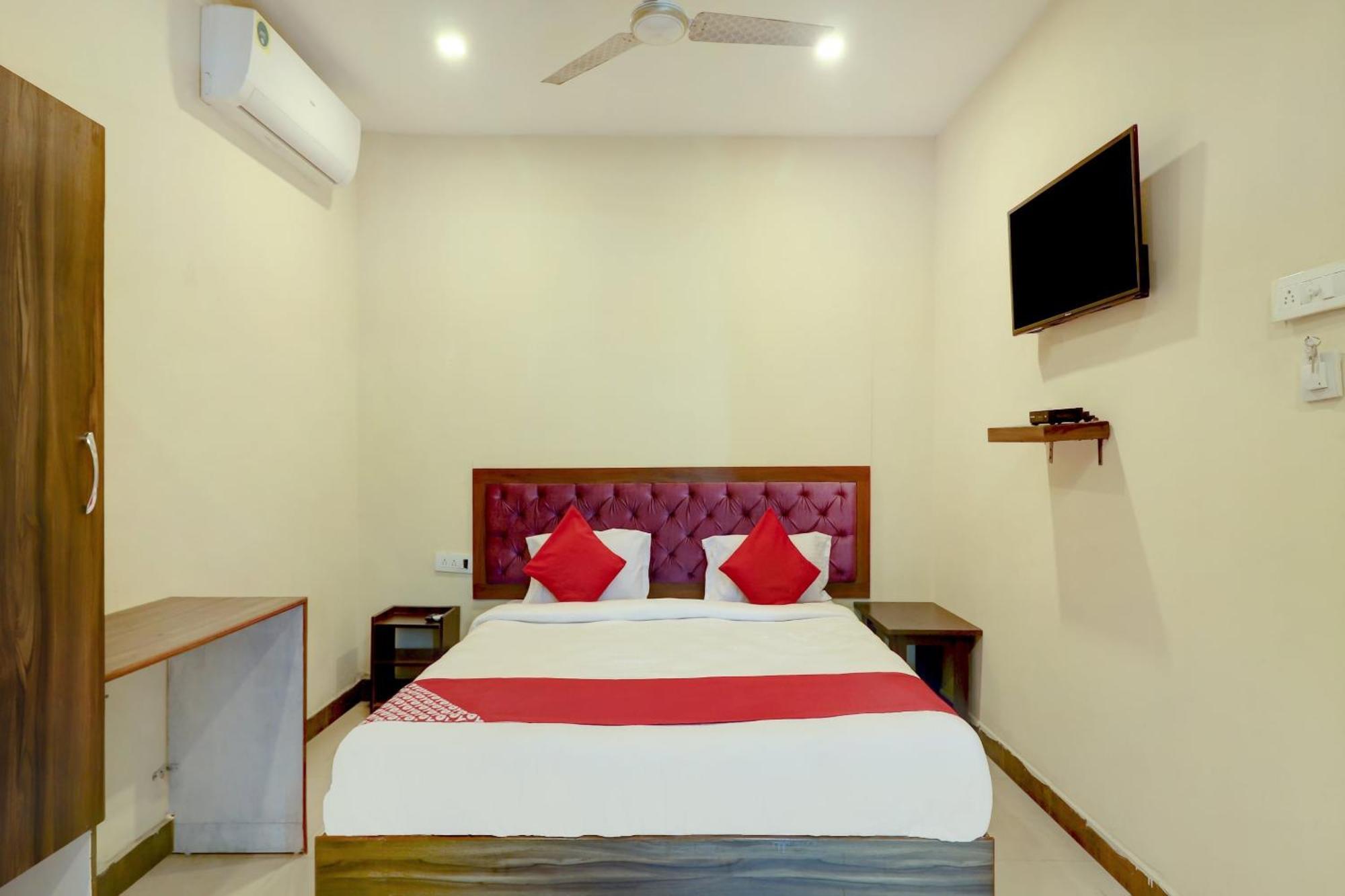 Hotel O Rsquare Elite Sururnagar Экстерьер фото